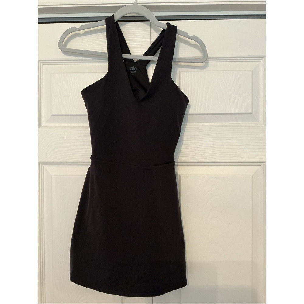 Alo XS Yoga Airbrush Real Dress Mini Tennis Black Racerback Built in Shorts Bra